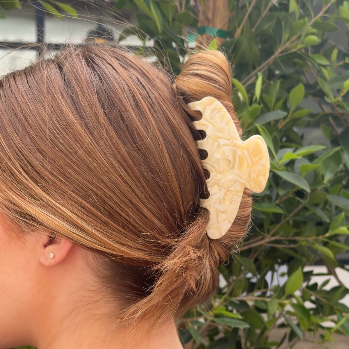 The Comstock Claw Clip